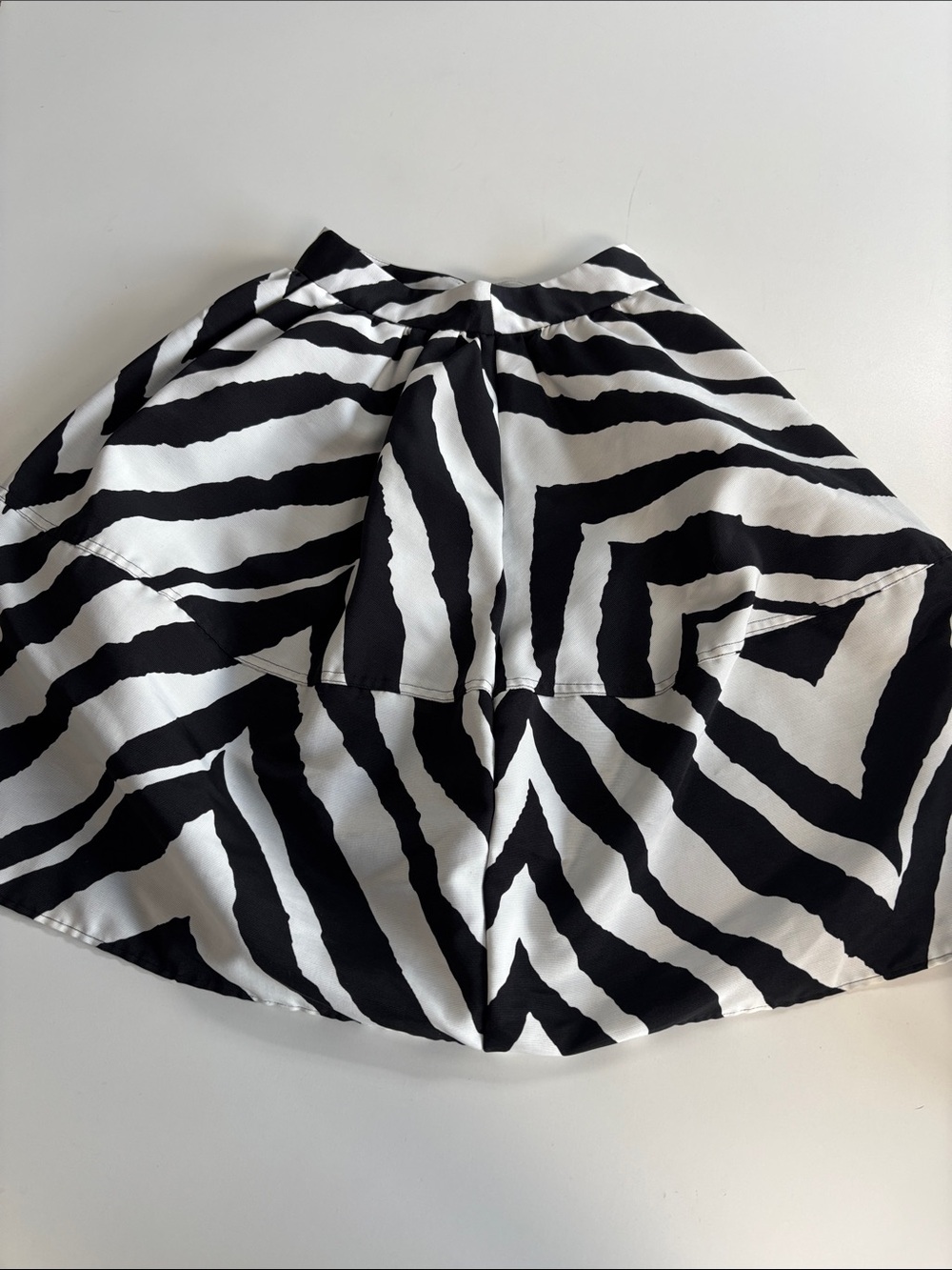 Express Black and White Zebra Skater Skirt - Picture 4 of 5